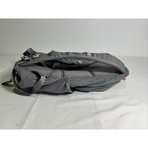 Men's The North Face Jester Flexvent Day Pack Backpack Laptop Bag Grey W/ Orange - Picture 8 of 16